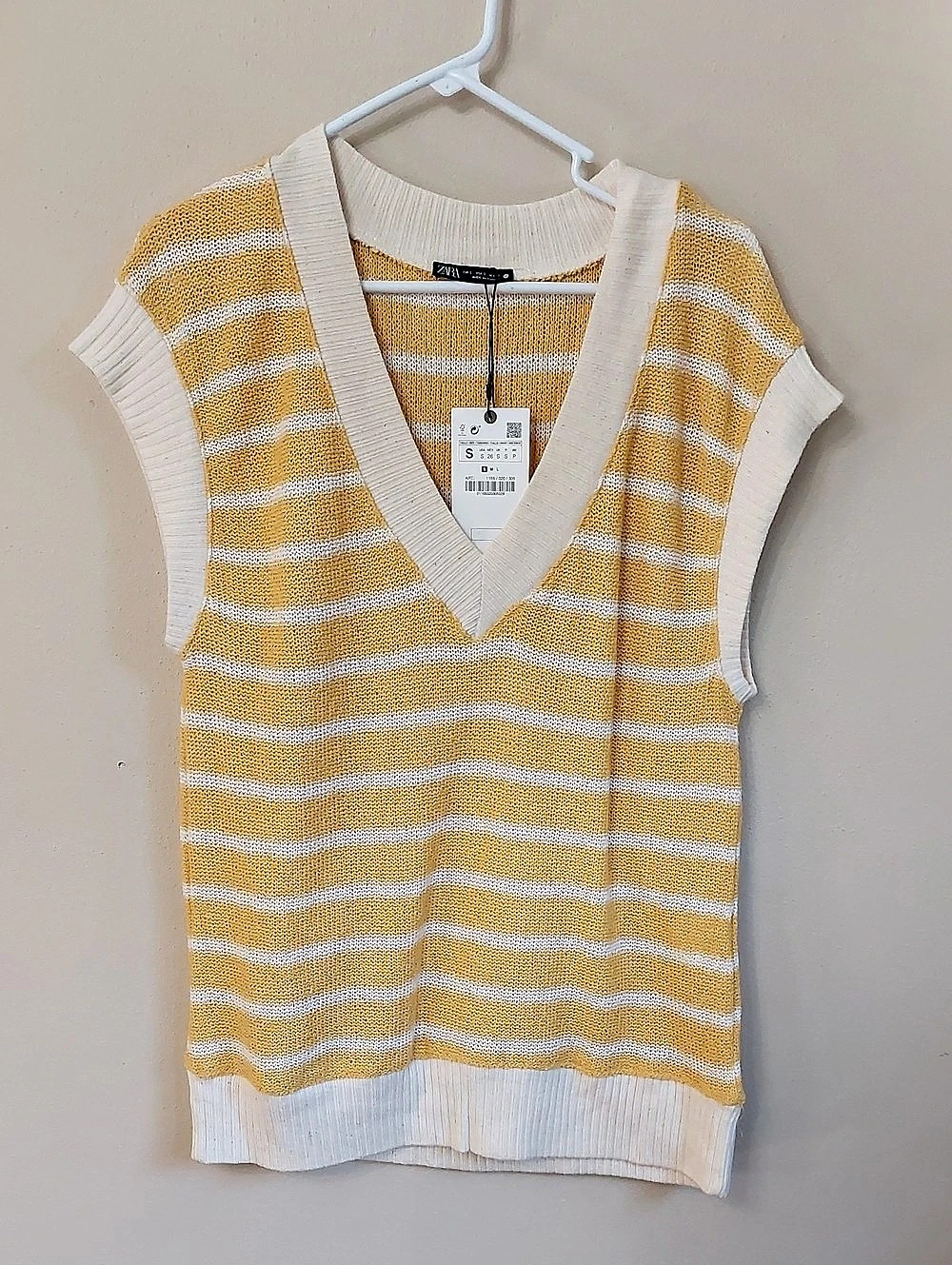 Zara Striped Knit Vest Yellow & White Size Small